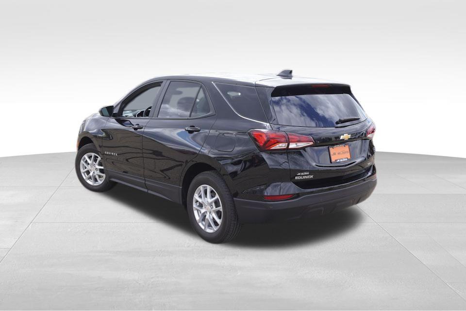 used 2024 Chevrolet Equinox car, priced at $24,283