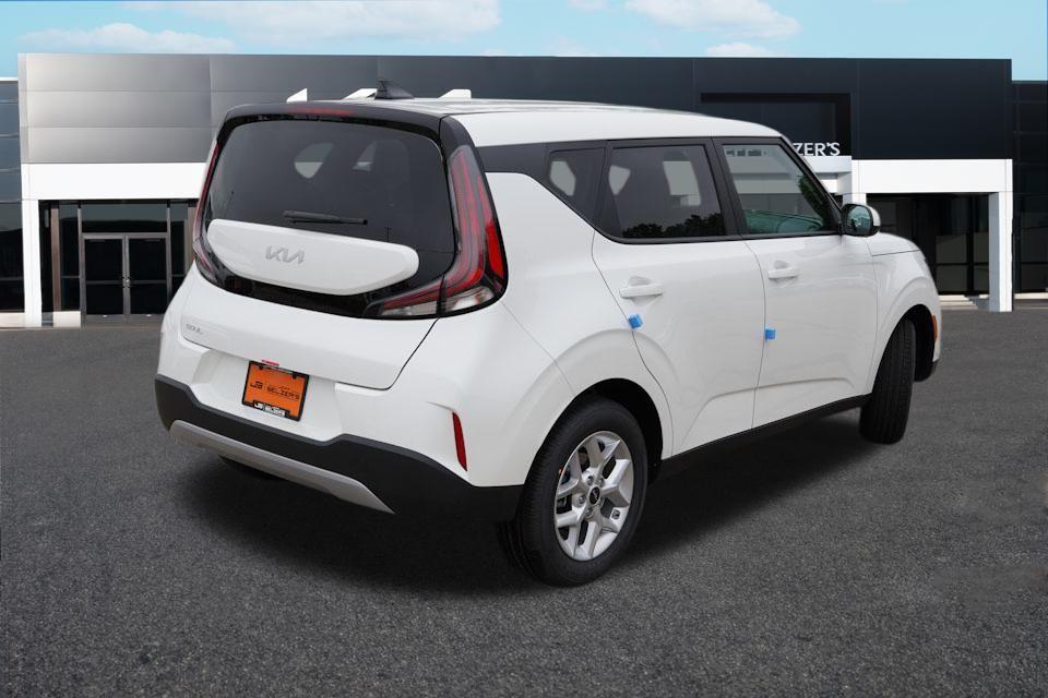 new 2025 Kia Soul car, priced at $20,036