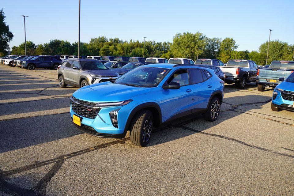 new 2025 Chevrolet Trax car, priced at $25,000