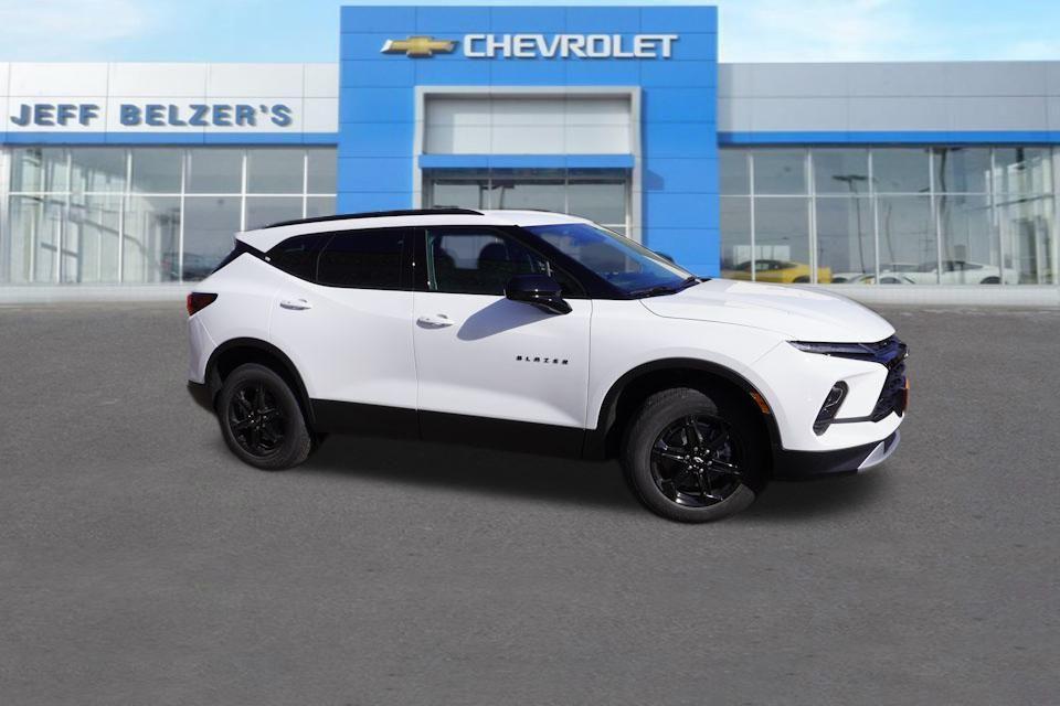 new 2025 Chevrolet Blazer car, priced at $39,055