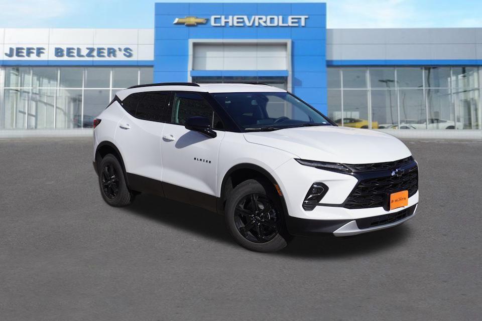 new 2025 Chevrolet Blazer car, priced at $39,055