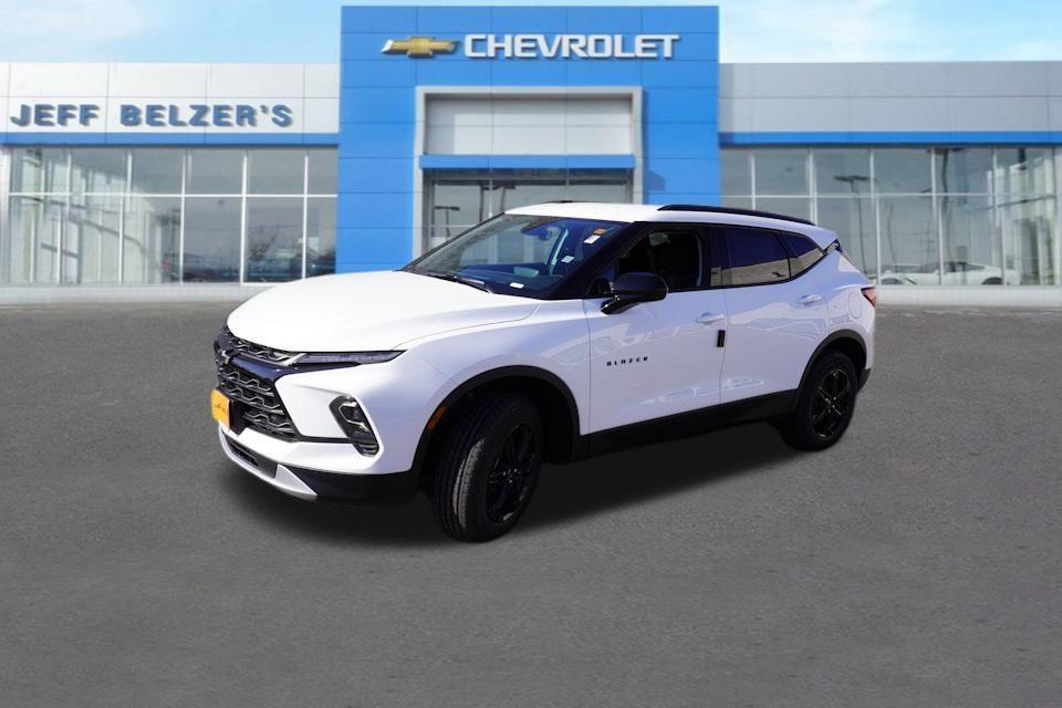 new 2025 Chevrolet Blazer car, priced at $36,955