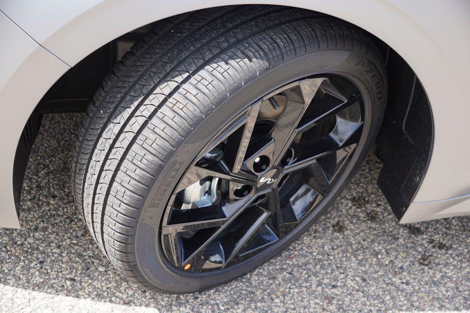 new 2026 Kia K5 car, priced at $30,811