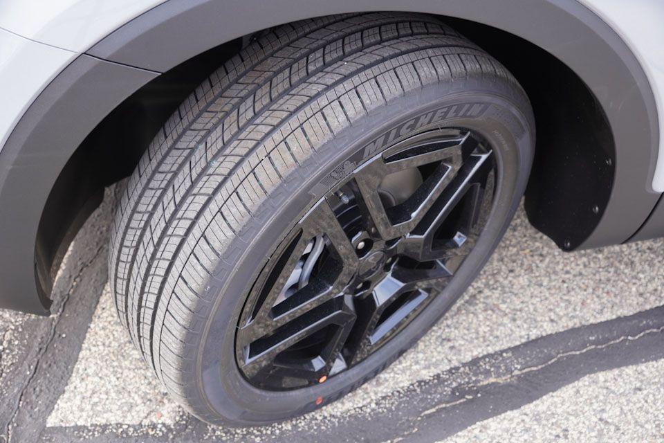 new 2025 Kia Telluride car, priced at $46,944