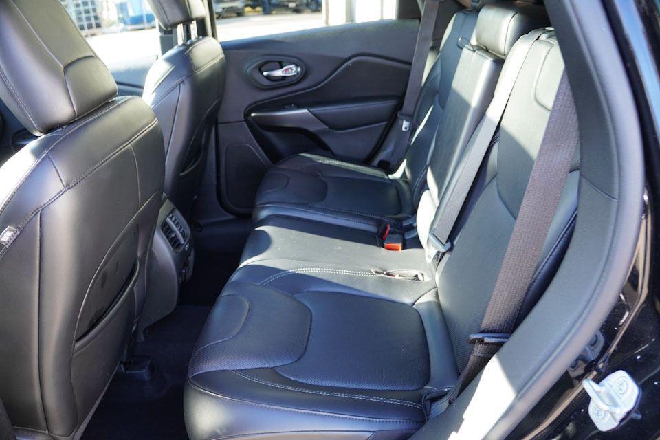 used 2021 Jeep Cherokee car, priced at $19,744