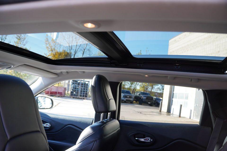 used 2021 Jeep Cherokee car, priced at $19,744