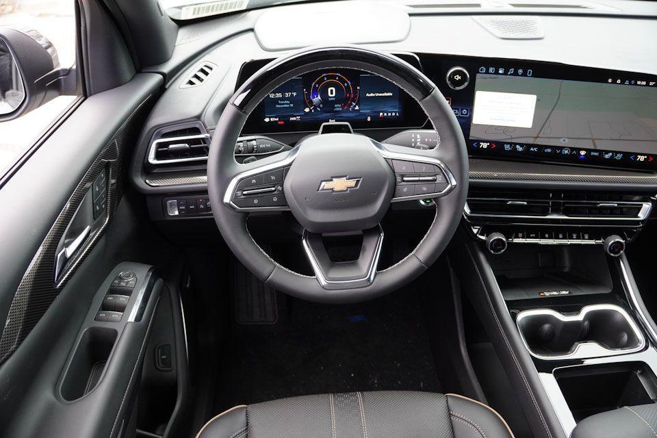 new 2026 Chevrolet Traverse car, priced at $56,368