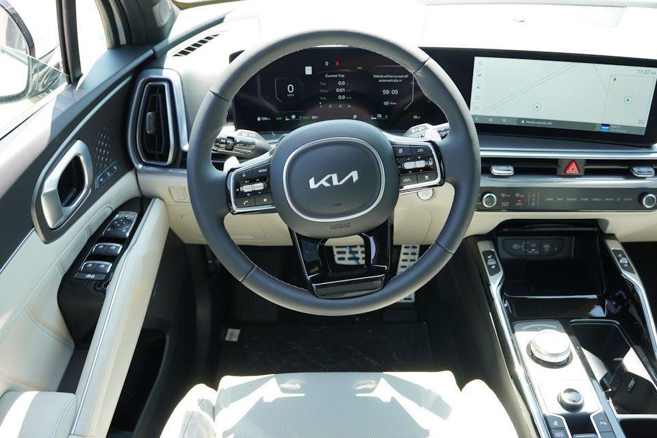 new 2025 Kia Sorento Hybrid car, priced at $43,242