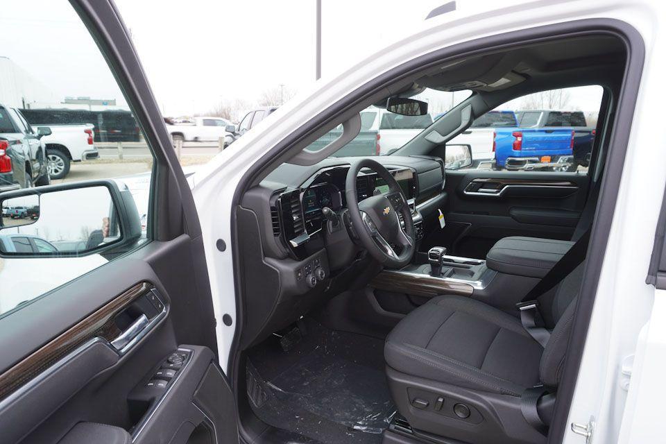 new 2025 Chevrolet Silverado 1500 car, priced at $51,890