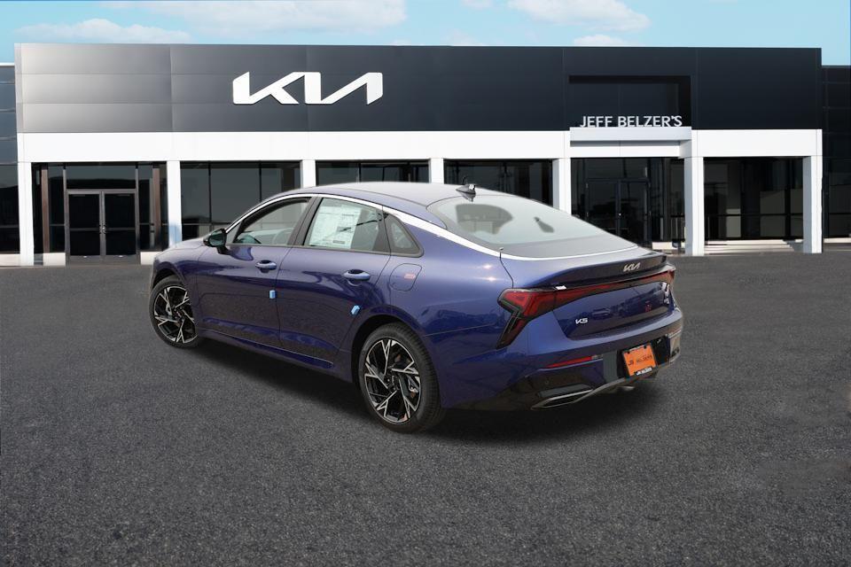 new 2025 Kia K5 car, priced at $27,812