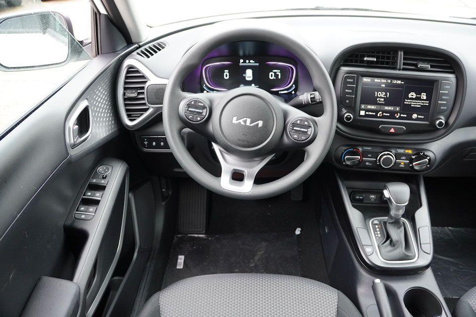 new 2025 Kia Soul car, priced at $20,598