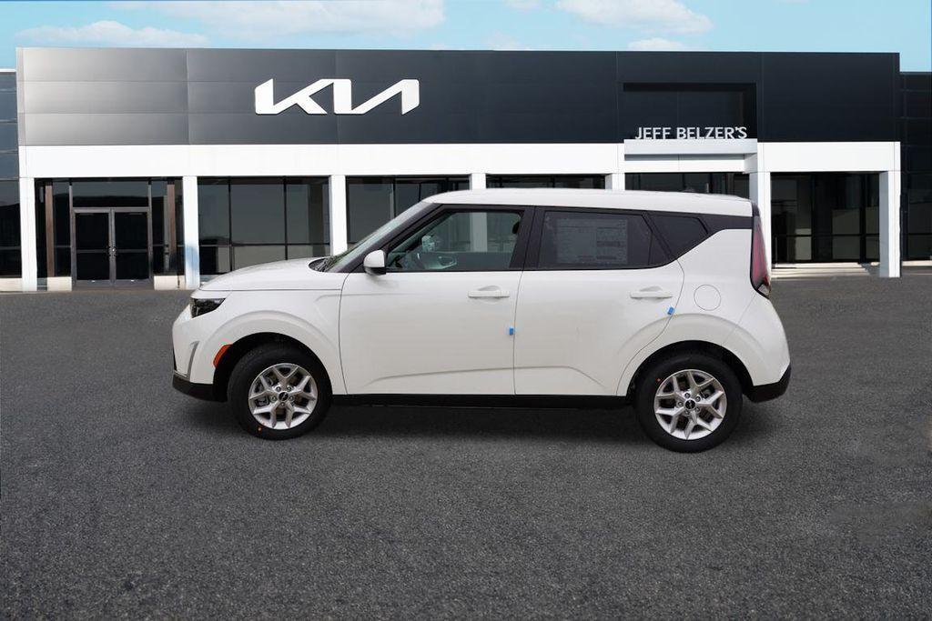 new 2025 Kia Soul car, priced at $20,598