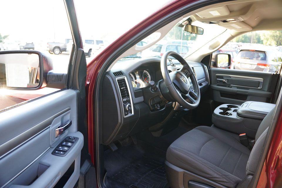 used 2019 Ram 1500 Classic car, priced at $22,464