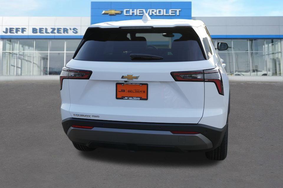 new 2026 Chevrolet Equinox car, priced at $30,595