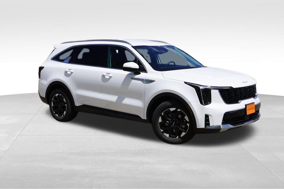 used 2024 Kia Sorento car, priced at $31,542