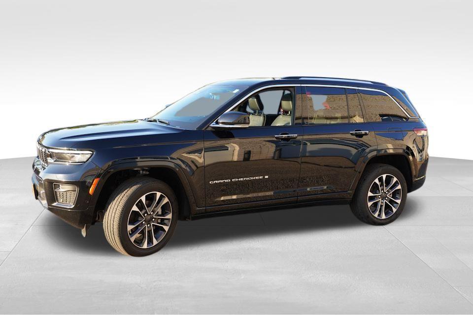 used 2023 Jeep Grand Cherokee car, priced at $38,286