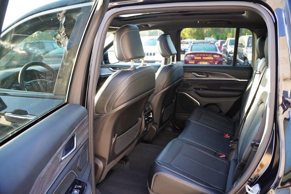 used 2023 Jeep Grand Cherokee car, priced at $38,286