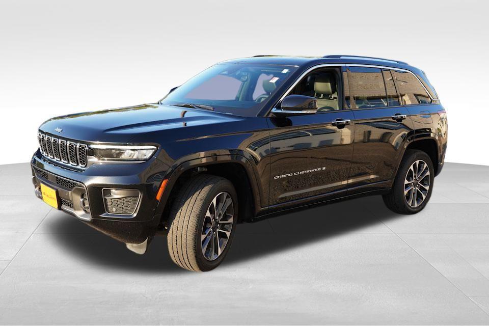 used 2023 Jeep Grand Cherokee car, priced at $38,286