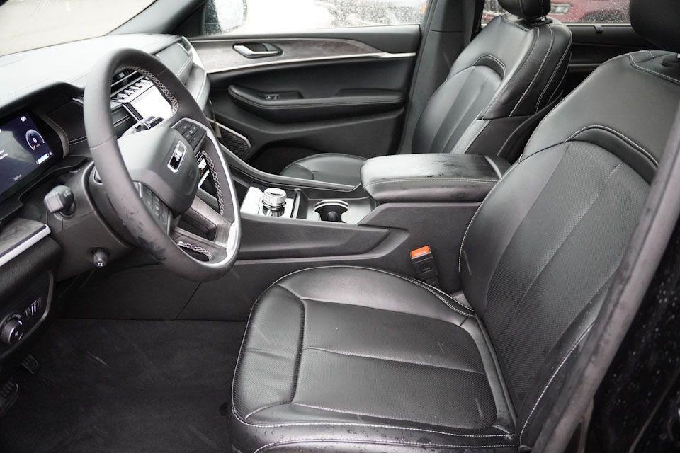 used 2024 Jeep Grand Cherokee L car, priced at $38,215