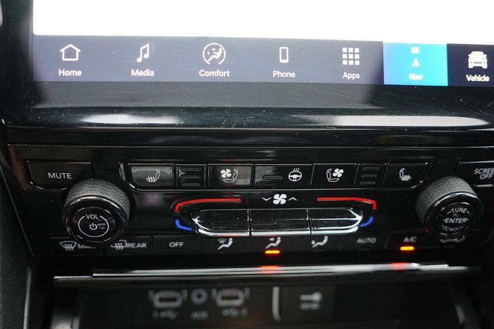 used 2024 Jeep Grand Cherokee L car, priced at $38,215
