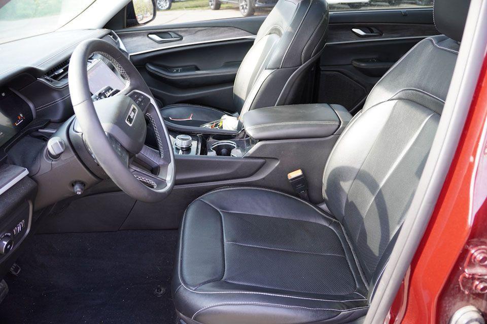 used 2023 Jeep Grand Cherokee L car, priced at $35,989