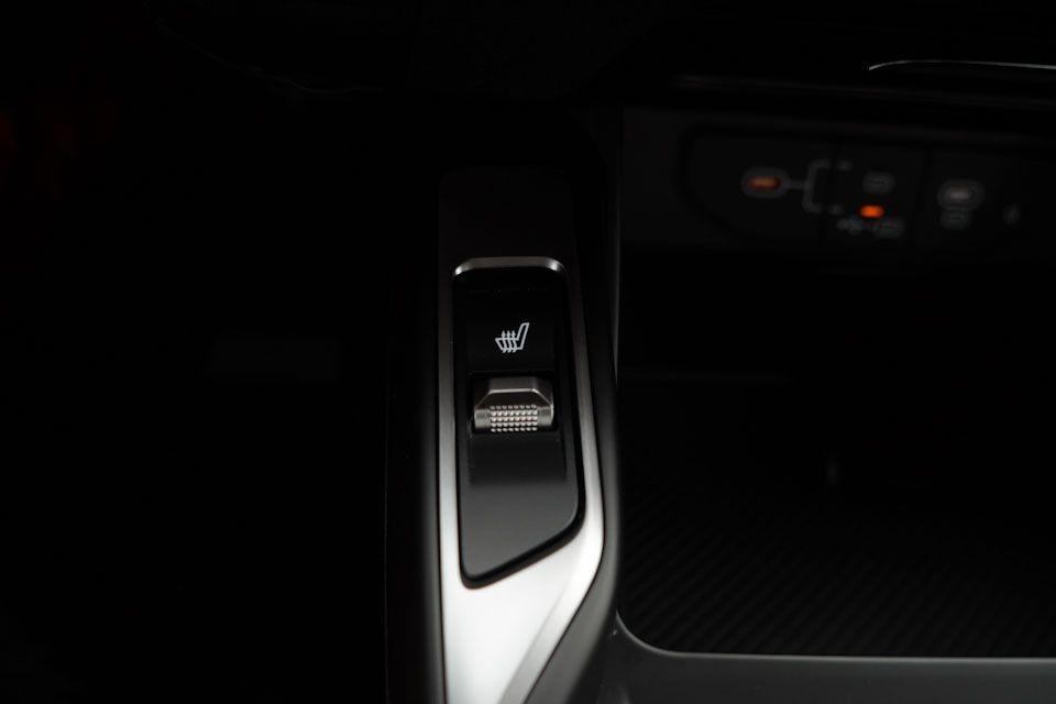 new 2025 Kia Sorento Hybrid car, priced at $37,543