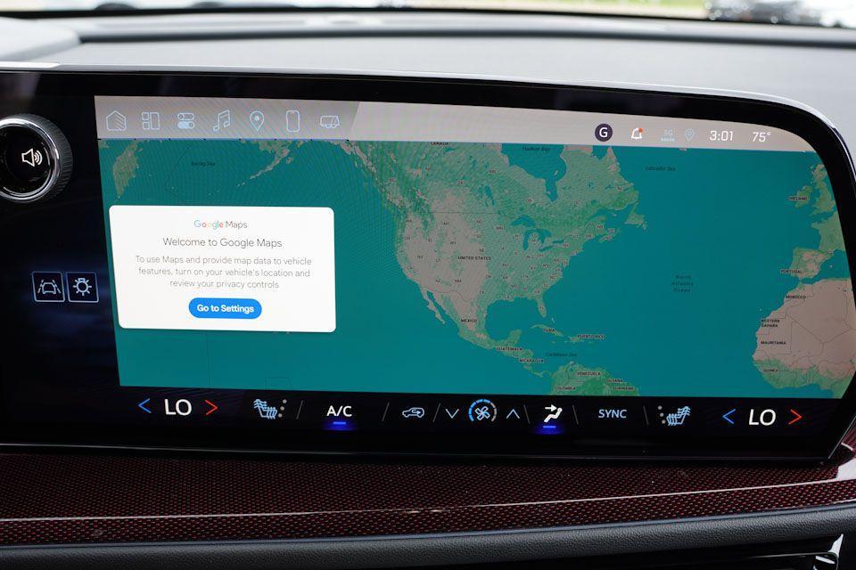 new 2025 Chevrolet Traverse car, priced at $47,552