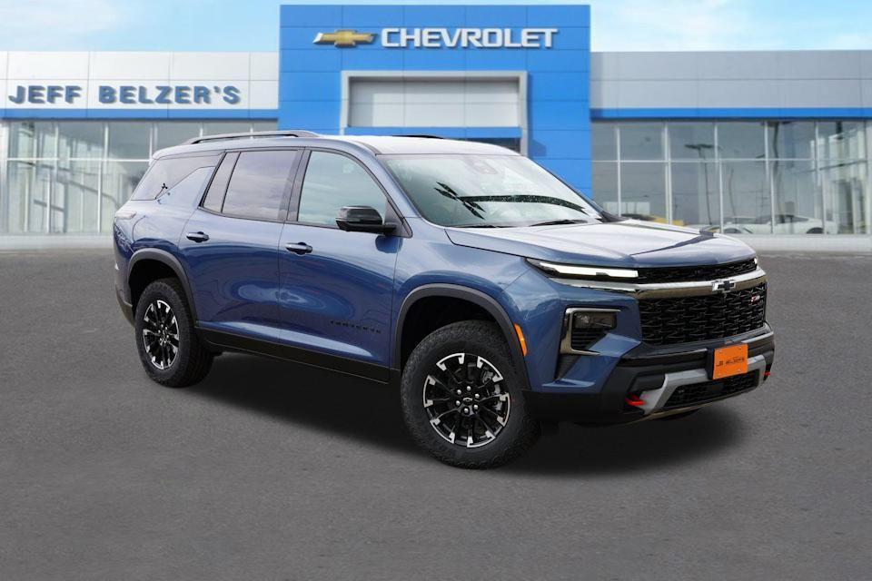 new 2025 Chevrolet Traverse car, priced at $47,552