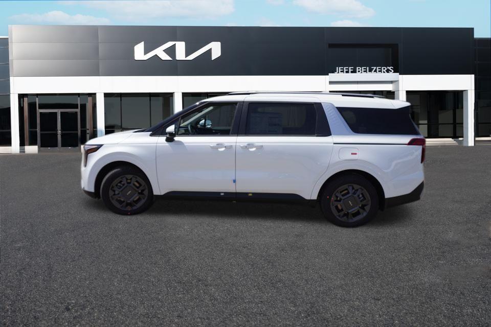 new 2025 Kia Carnival Hybrid car, priced at $41,732