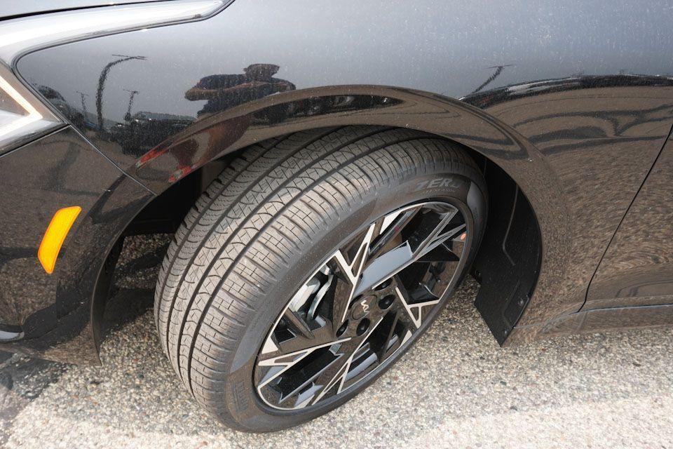 new 2025 Kia K5 car, priced at $27,812