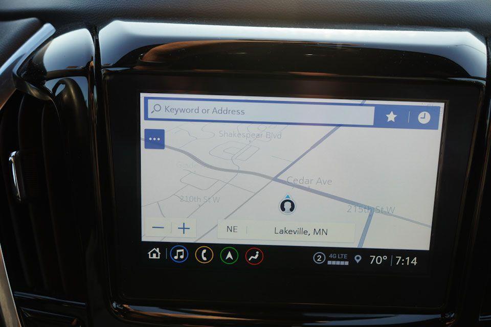 used 2022 Chevrolet Traverse car, priced at $34,927