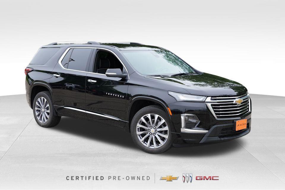 used 2022 Chevrolet Traverse car, priced at $34,244