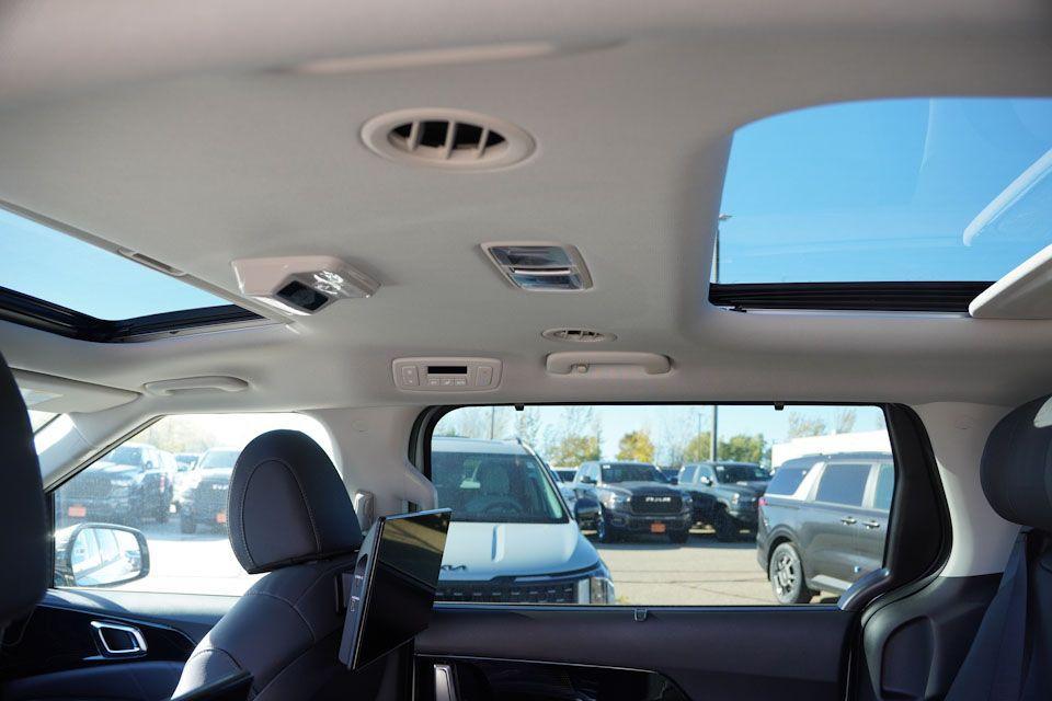 new 2026 Kia Carnival car, priced at $50,757