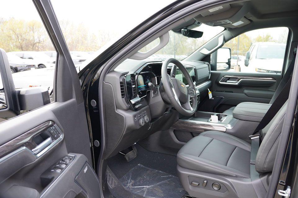 new 2026 Chevrolet Silverado 3500 car, priced at $75,335