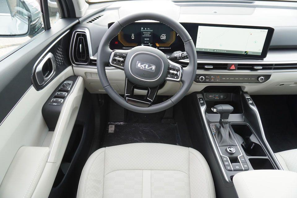 new 2025 Kia Sorento car, priced at $33,144