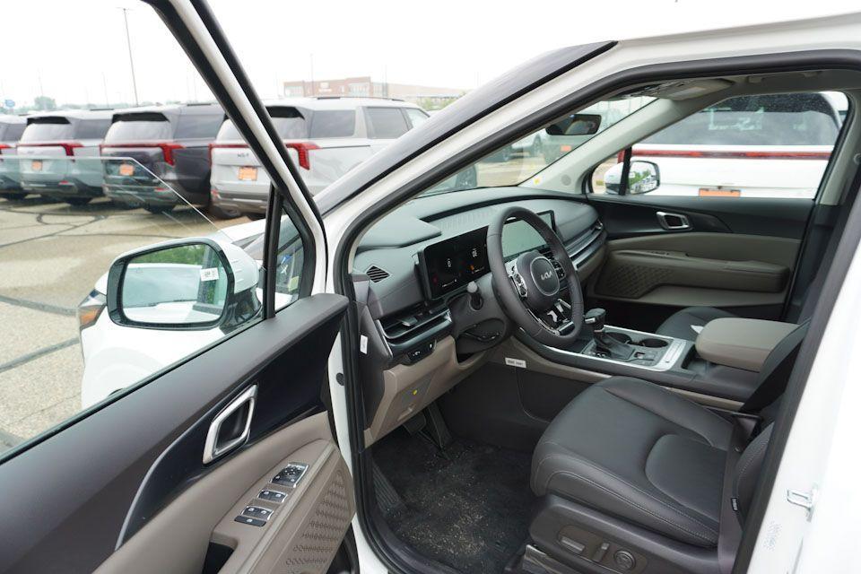 new 2026 Kia Carnival car, priced at $38,258