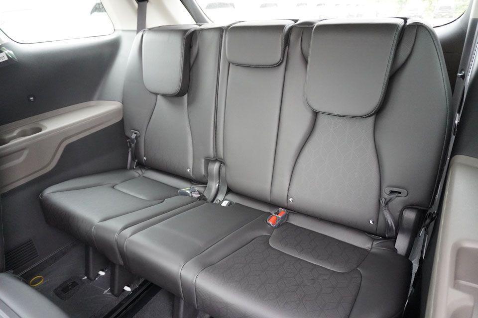 new 2026 Kia Carnival car, priced at $38,258