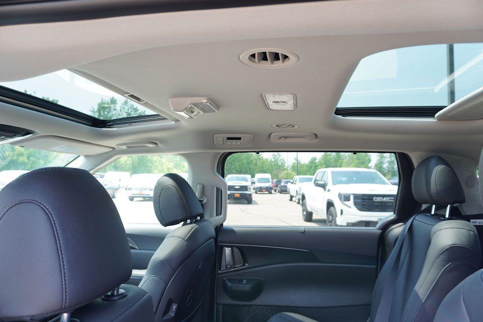new 2026 Kia Carnival car, priced at $51,718