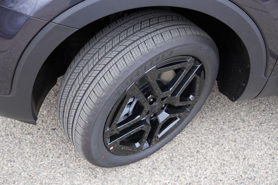 new 2025 Kia Telluride car, priced at $46,493