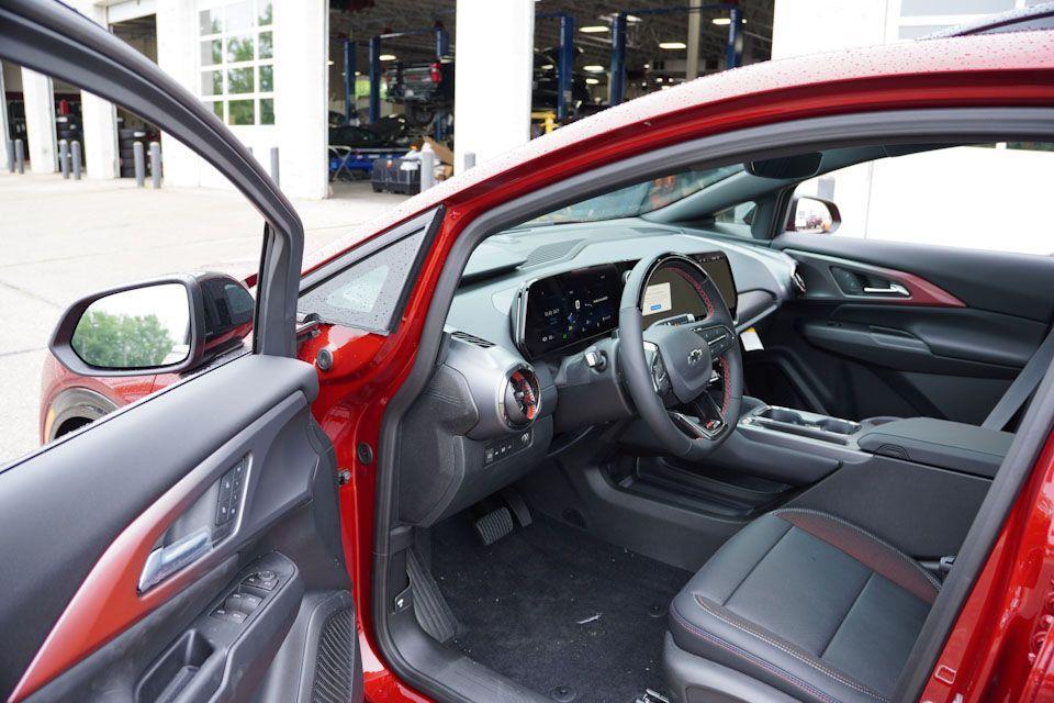 new 2025 Chevrolet Equinox EV car, priced at $49,130