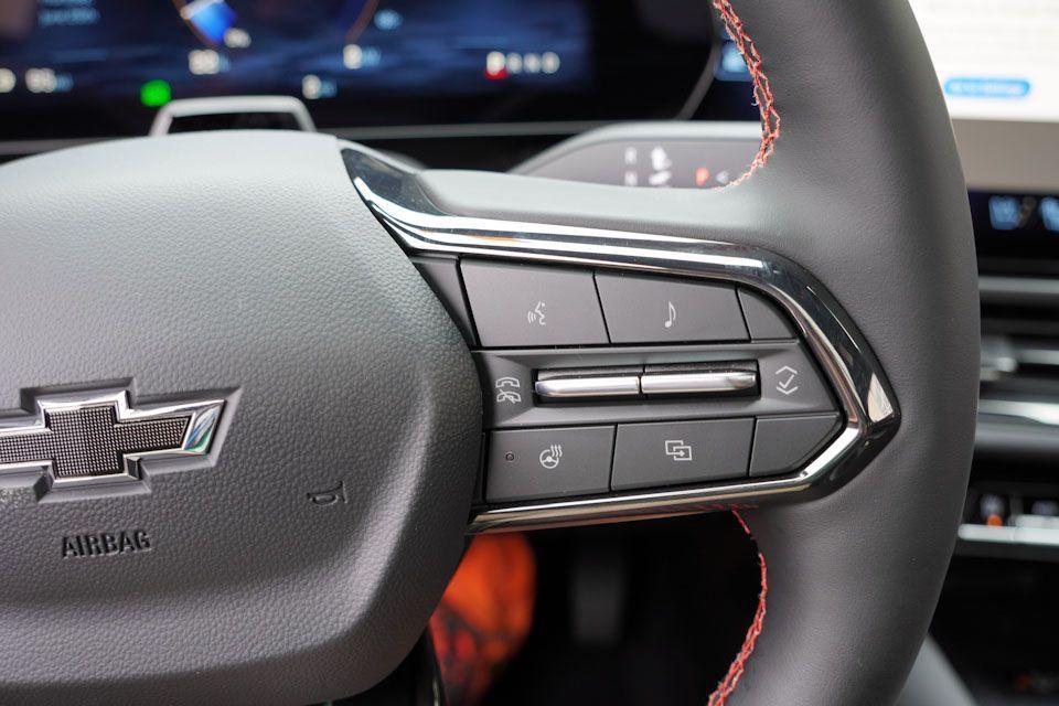 new 2025 Chevrolet Equinox EV car, priced at $49,130