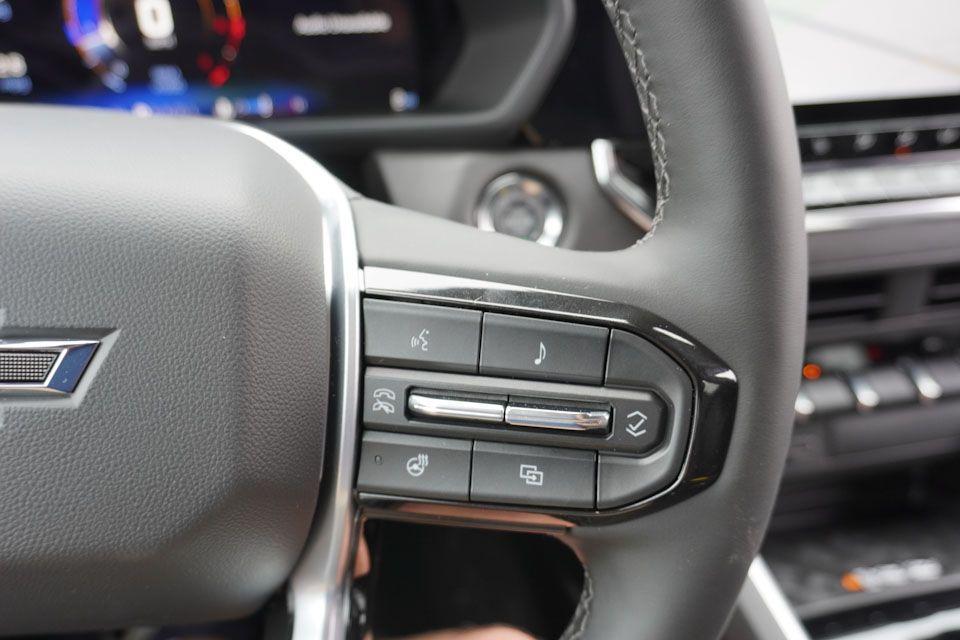 new 2025 Chevrolet Colorado car, priced at $39,990