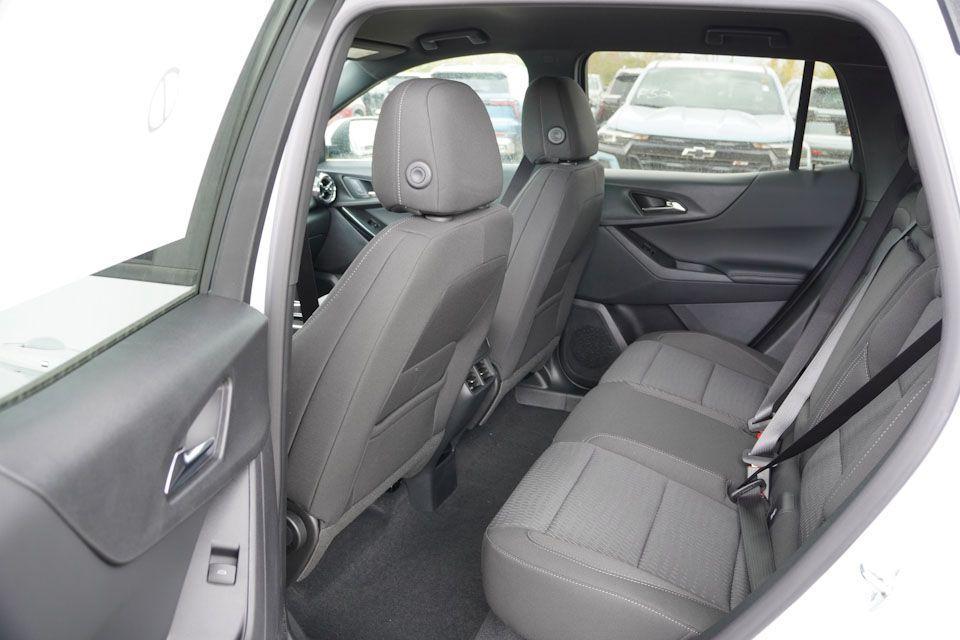 new 2026 Chevrolet Equinox car, priced at $29,540