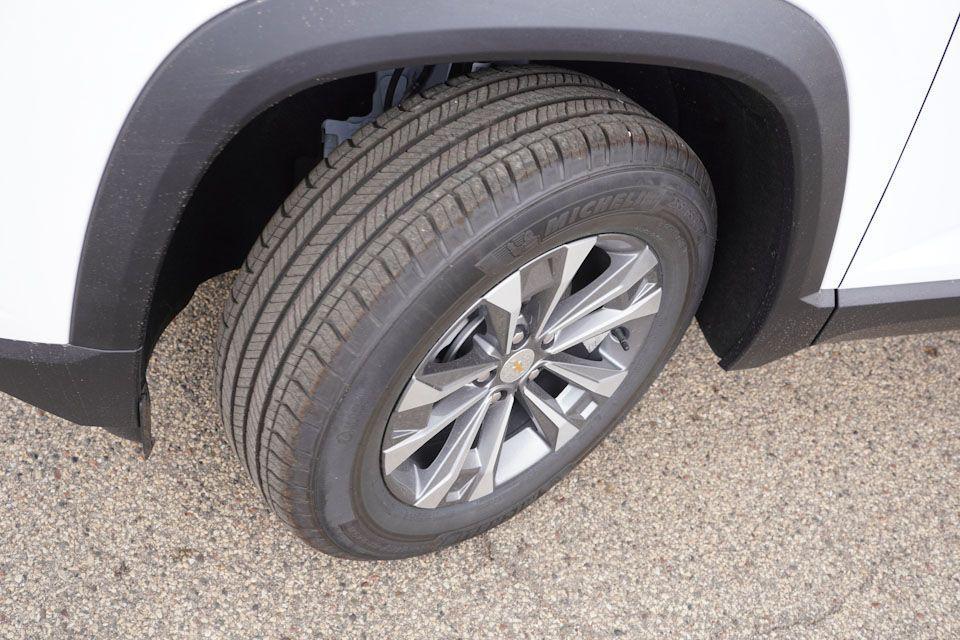 new 2026 Chevrolet Equinox car, priced at $29,540