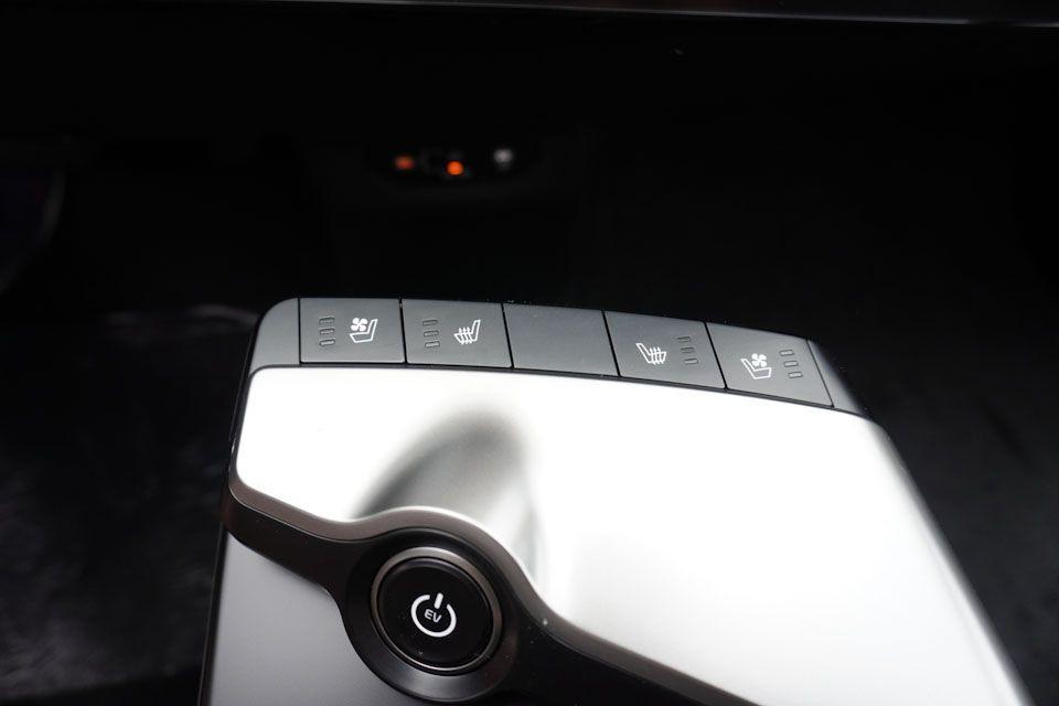 new 2025 Kia EV6 car, priced at $45,283