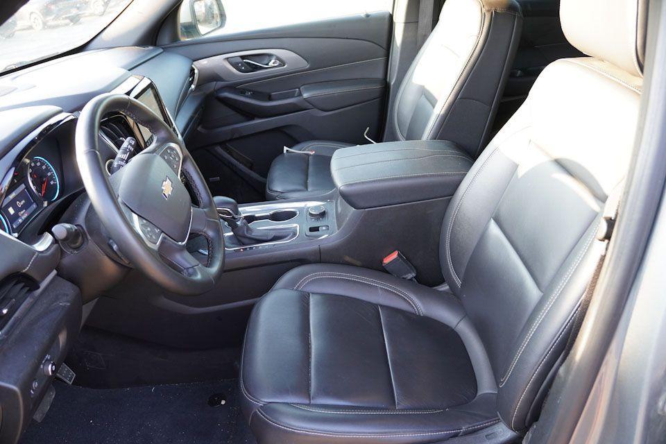 used 2023 Chevrolet Traverse car, priced at $30,591