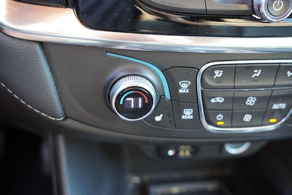 used 2023 Chevrolet Traverse car, priced at $30,591