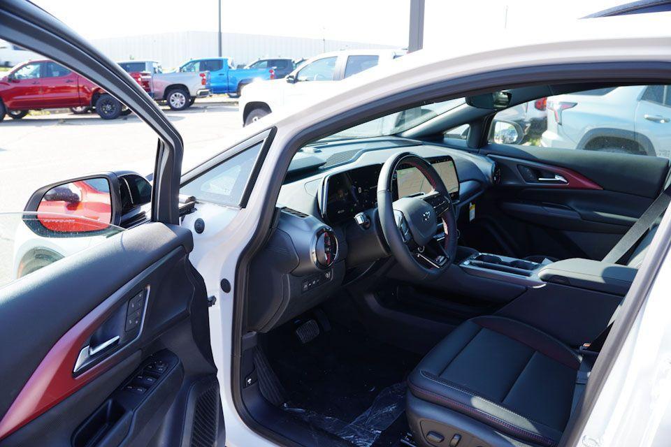 new 2025 Chevrolet Equinox EV car, priced at $46,835