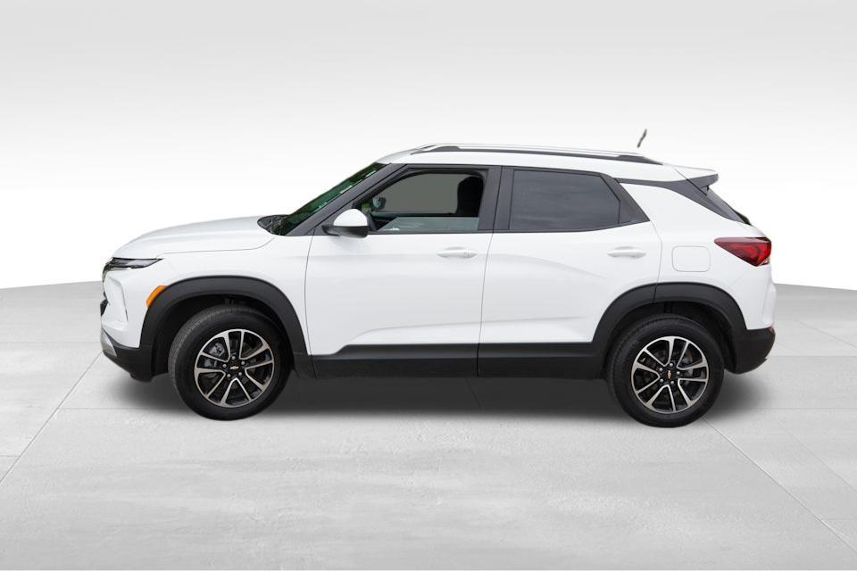 used 2024 Chevrolet TrailBlazer car, priced at $25,446