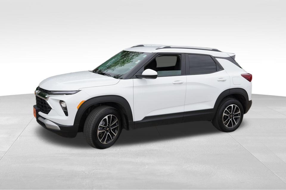 used 2024 Chevrolet TrailBlazer car, priced at $25,446